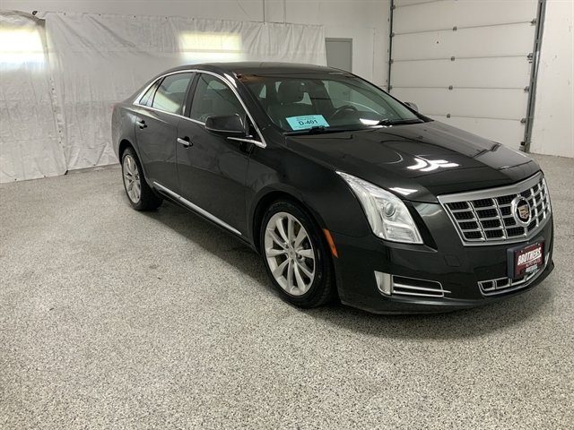Used 2014 Cadillac XTS Luxury AWD/4WD image 4
