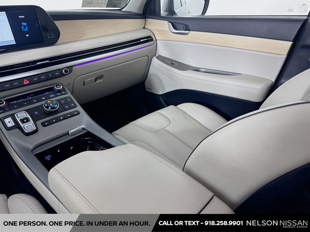 Used 2024 Hyundai Palisade Limited image 25