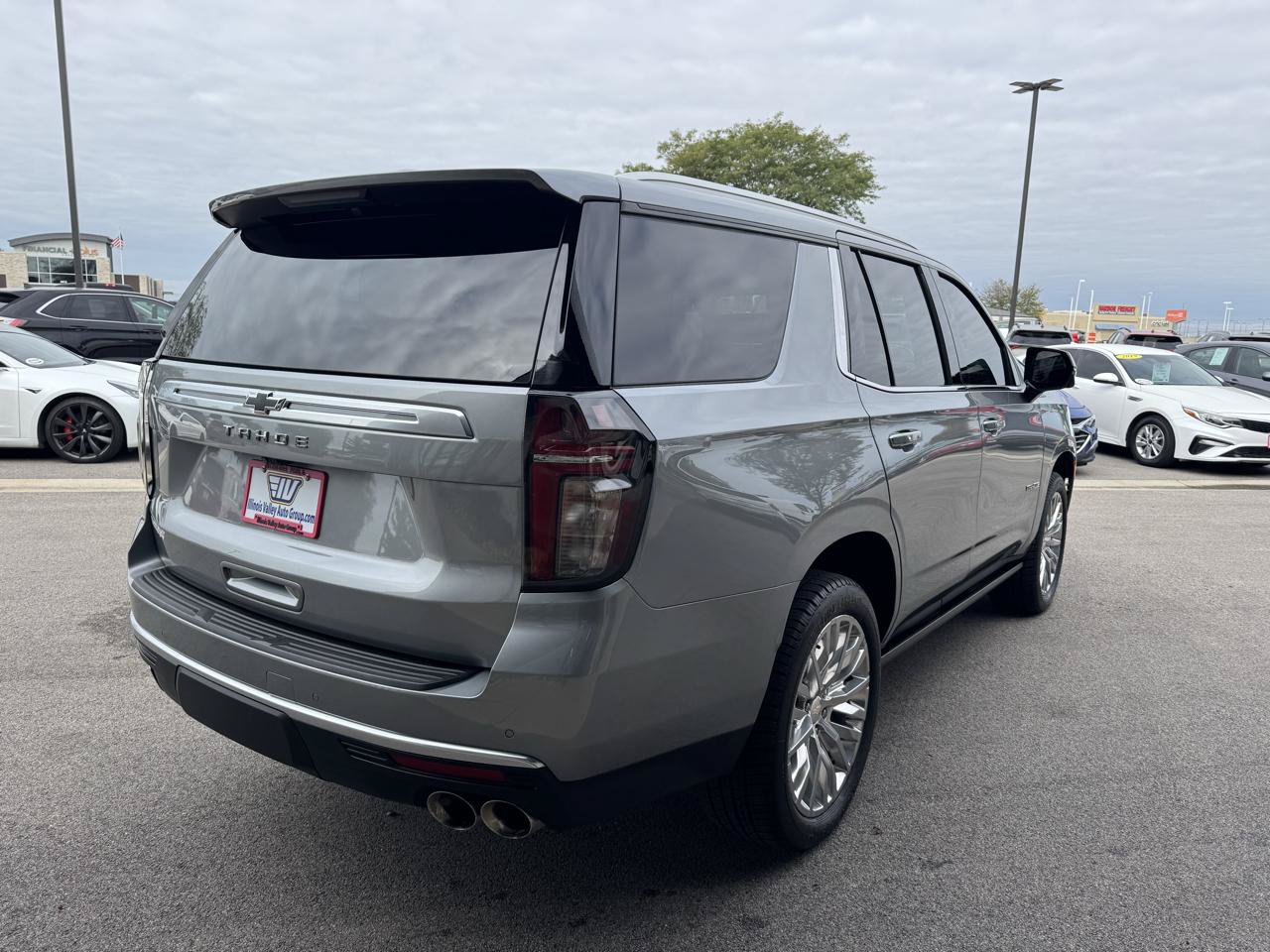Used 2023 Chevrolet Tahoe High Country w/ Premium Package AWD/4WD image 13