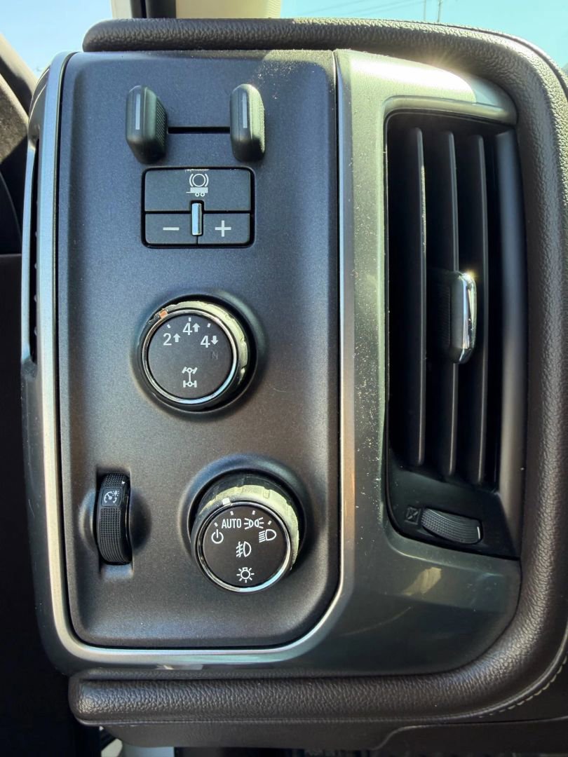 Used 2015 Chevrolet Silverado 2500 LTZ w/ Duramax Plus Package image 24