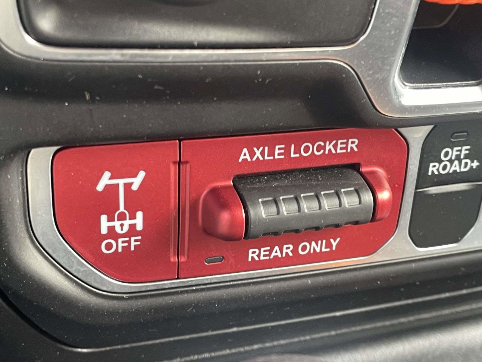 Used 2023 Jeep Gladiator Mojave image 7