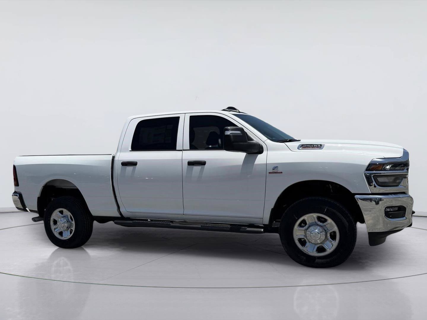 Used 2025 RAM 2500 Tradesman AWD/4WD image 4