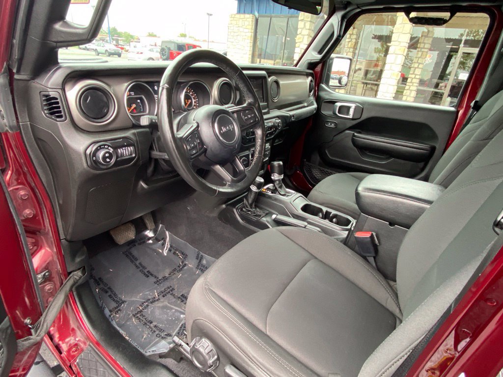Used 2021 Jeep Gladiator Sport AWD/4WD image 19