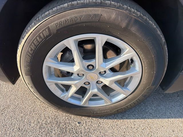 Used 2022 Chevrolet Equinox LT FWD image 11
