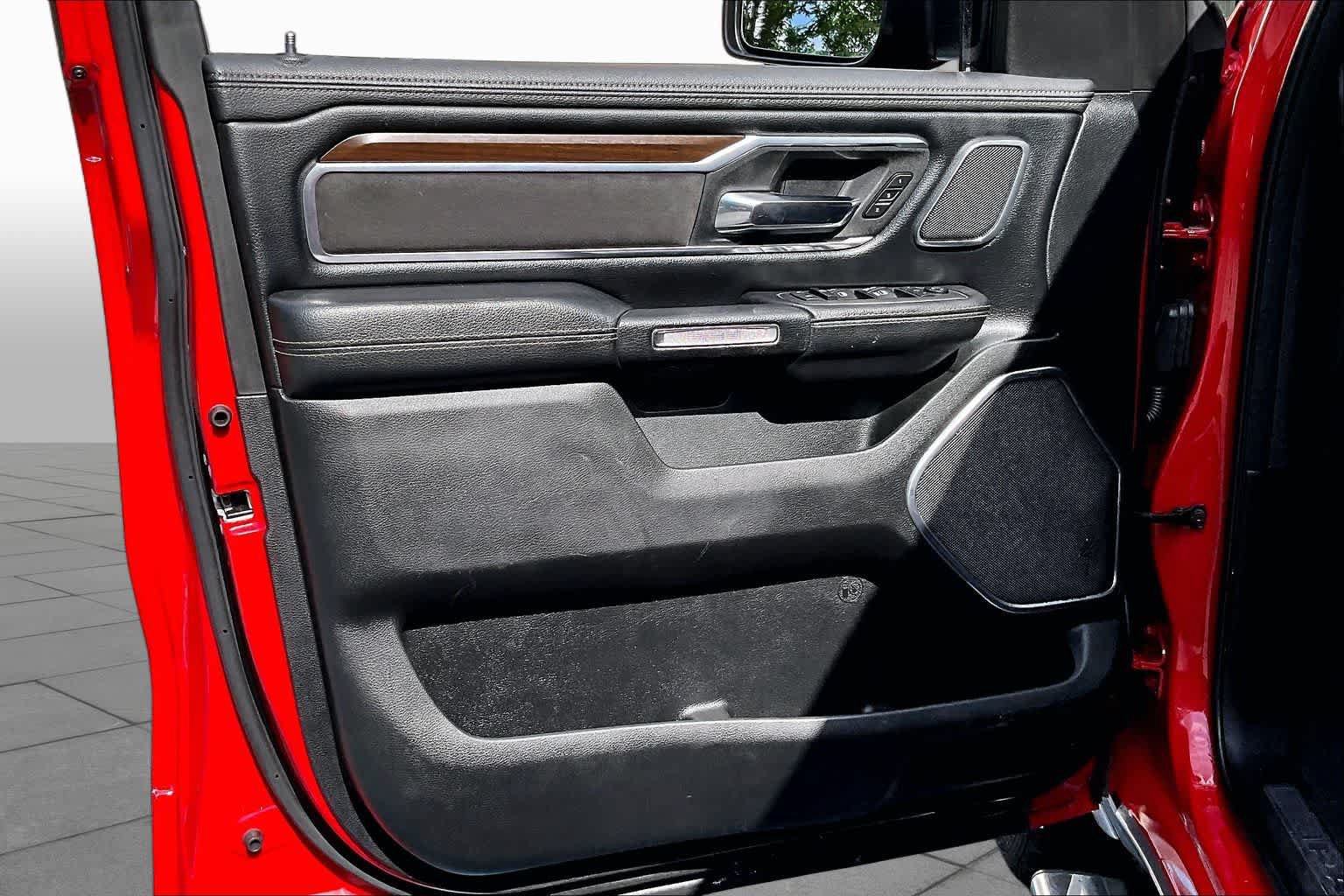 Used 2021 RAM 1500 Laramie AWD/4WD image 21