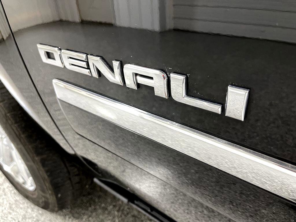 Used 2012 GMC Yukon XL Denali image 34