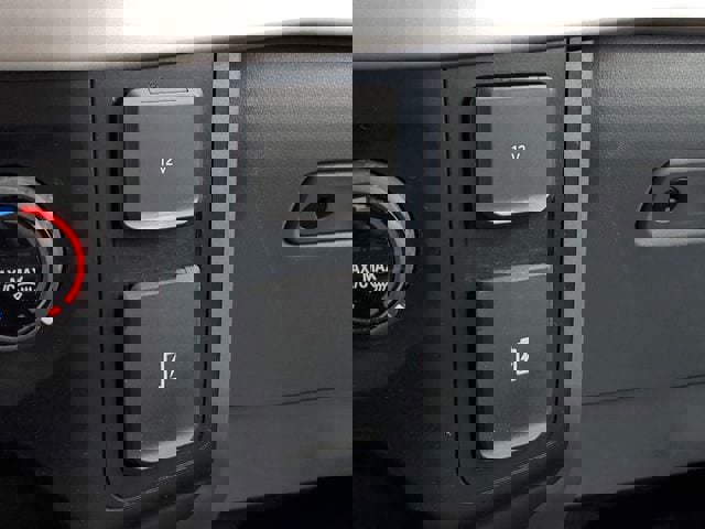 Used 2021 Ford F150 XLT image 30