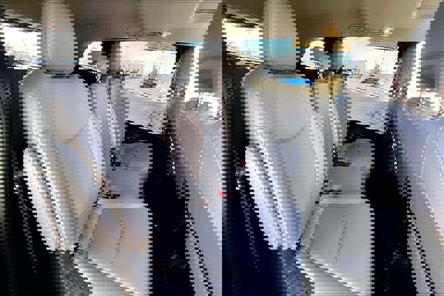 Certified 2025 Toyota Sienna XLE image 17