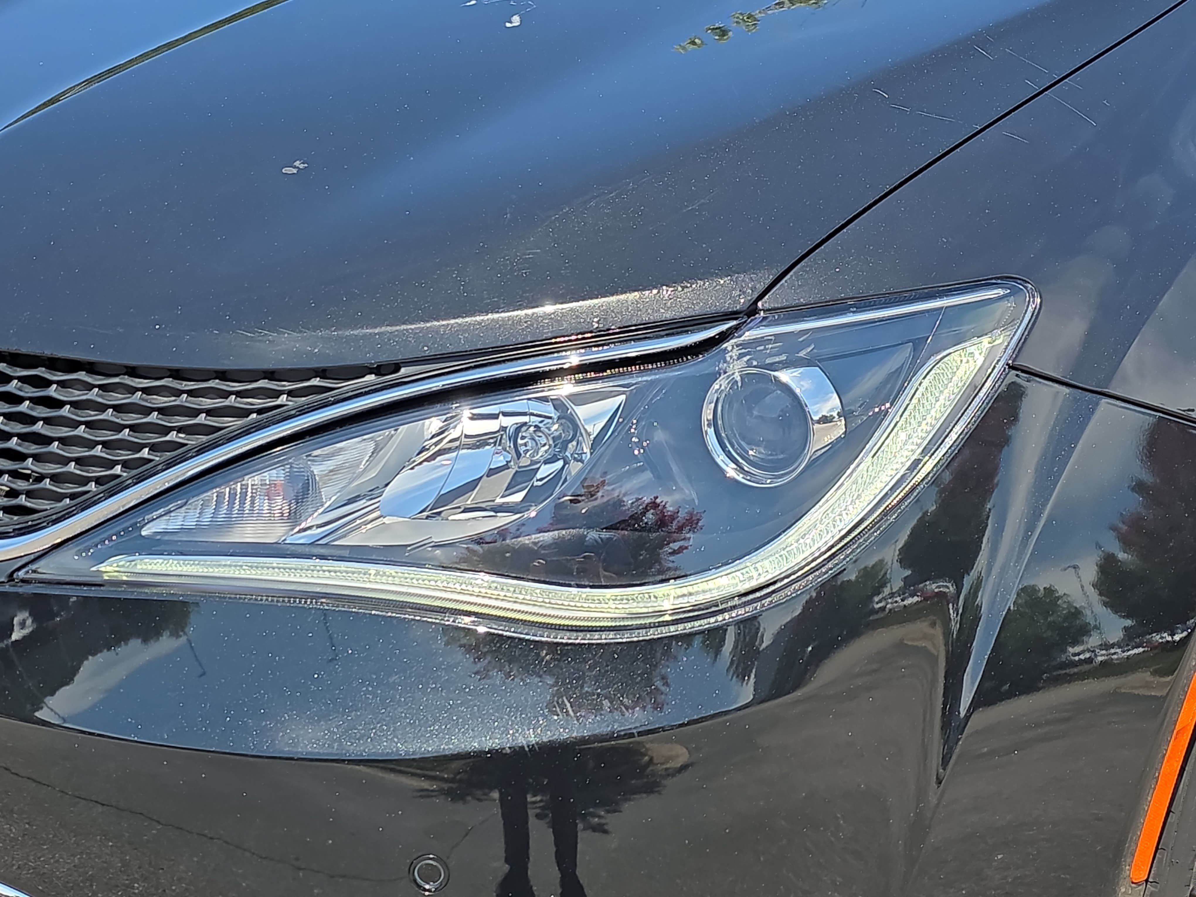 Used 2017 Chrysler Pacifica Limited FWD image 29