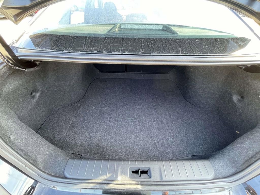 Used 2025 Nissan Sentra S image 10