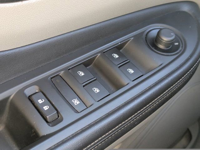 Used 2016 Buick Encore FWD image 19