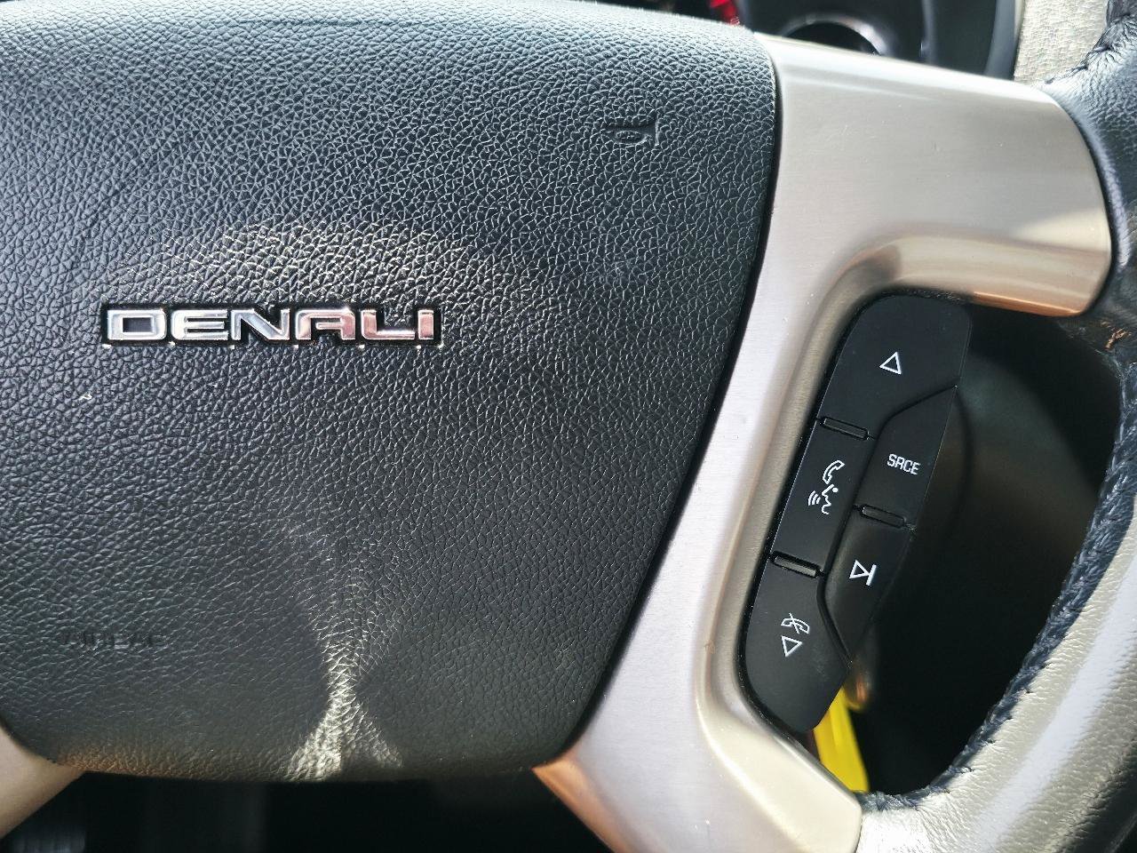 Used 2013 GMC Acadia Denali AWD/4WD image 35