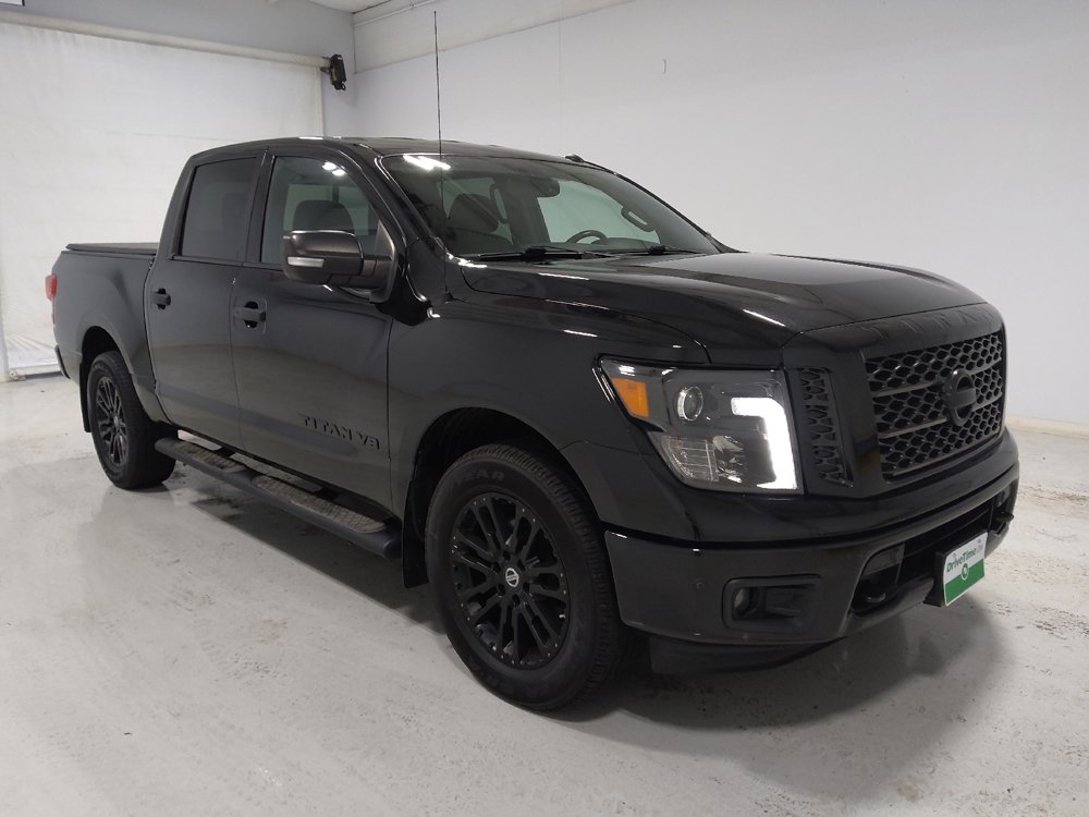 Used 2019 Nissan Titan SV w/ SV Convenience Package image 13