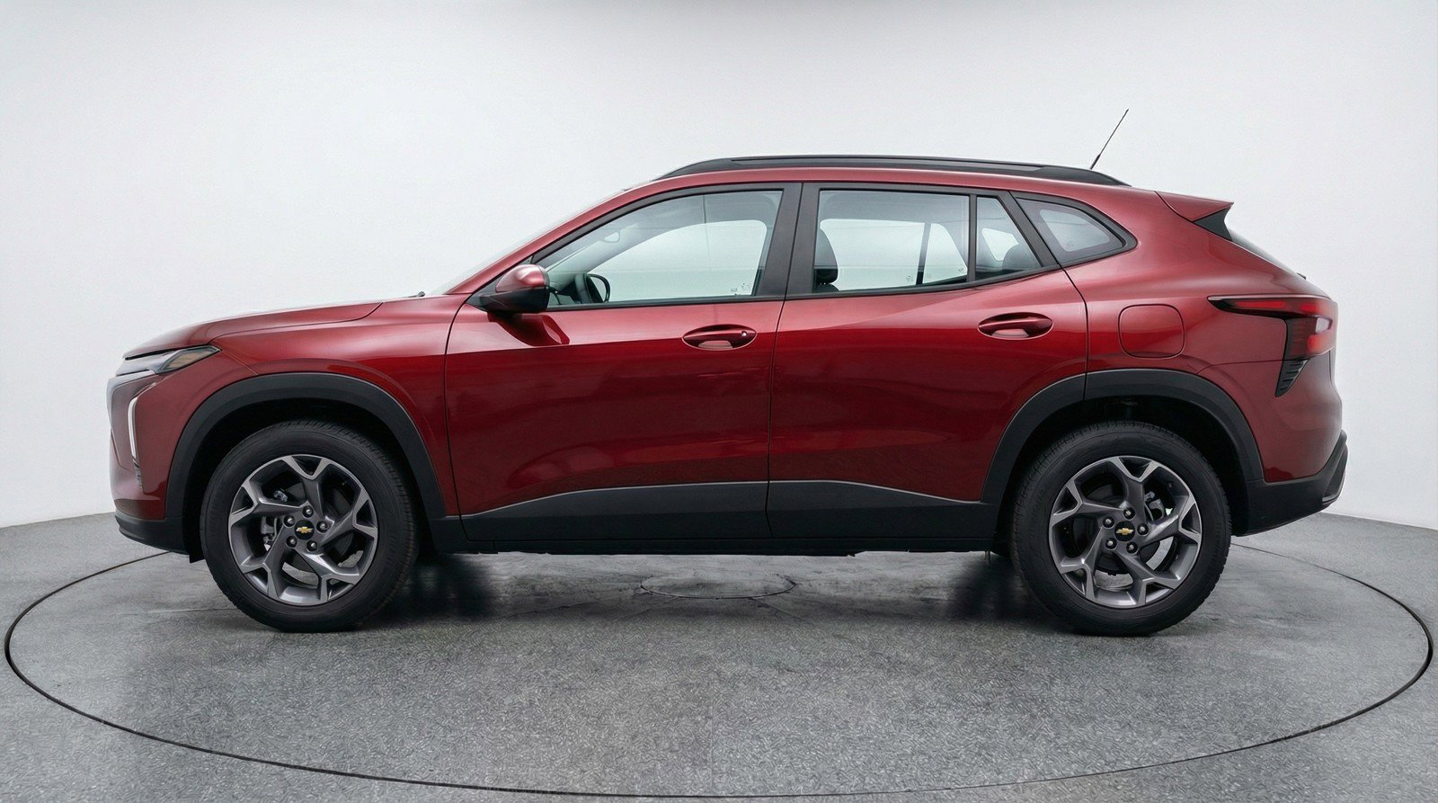 Used 2025 Chevrolet Trax LT w/ LT Convenience Package FWD image 5