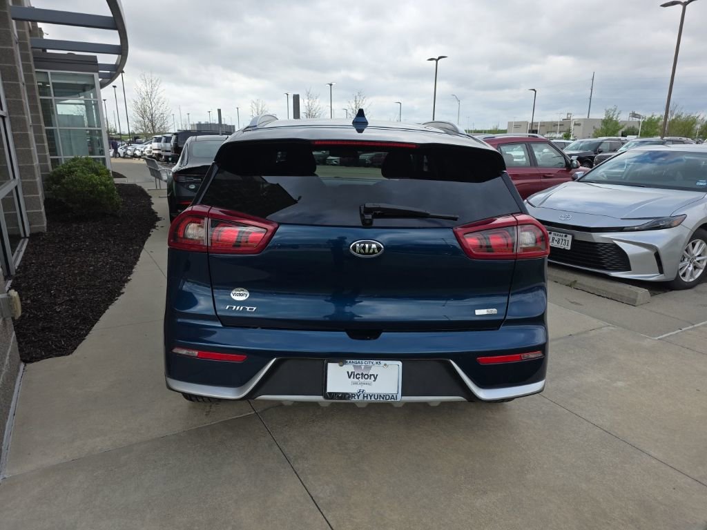 Used 2019 Kia Niro LX FWD image 6