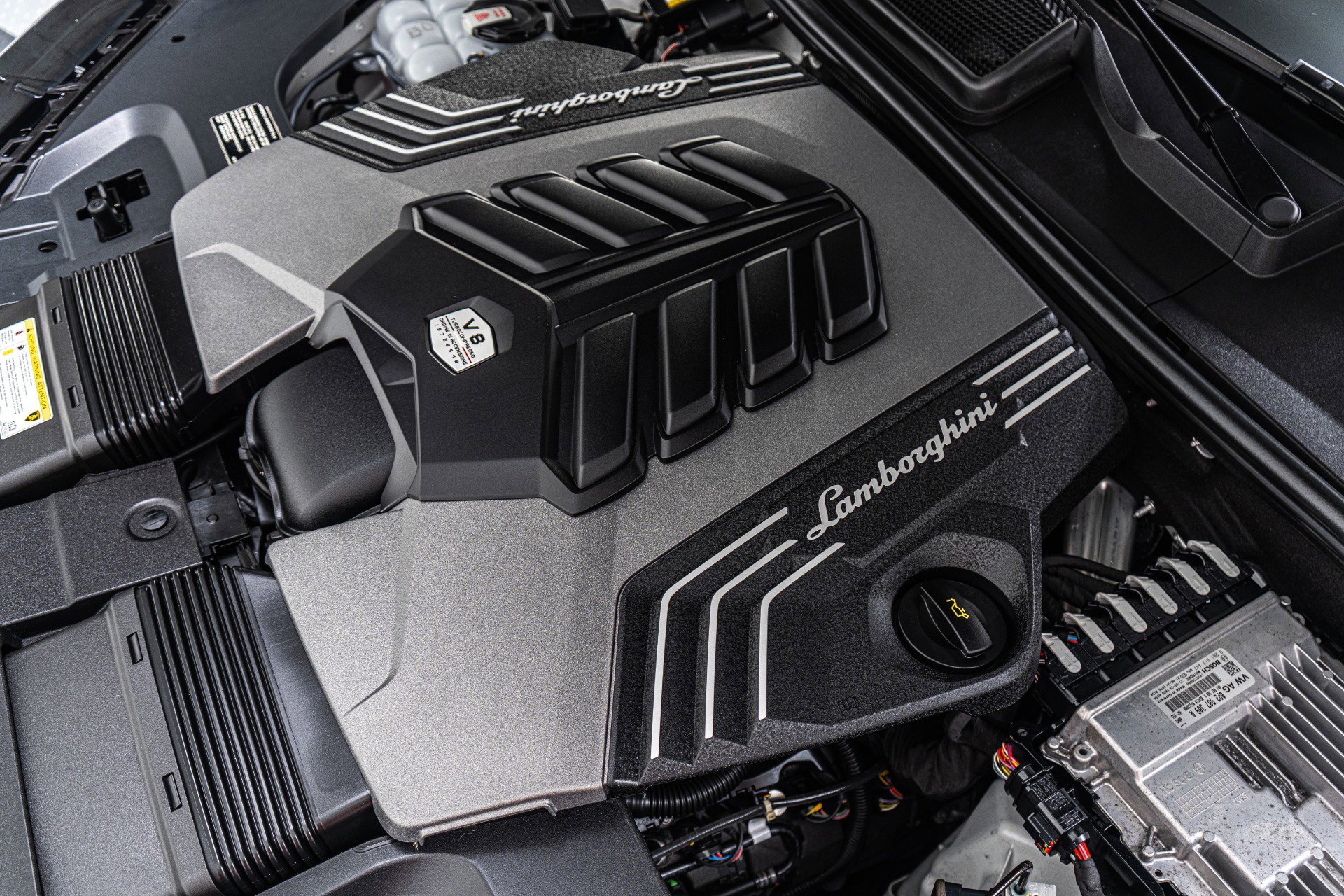 Used 2021 Lamborghini Urus -Bang and Olufsen Audio, Two-T image 51