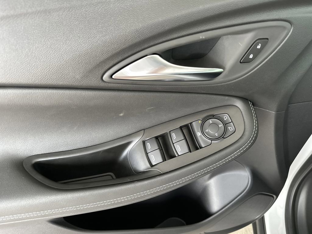 New 2026 Buick Encore GX Preferred w/ Comfort Package FWD image 11