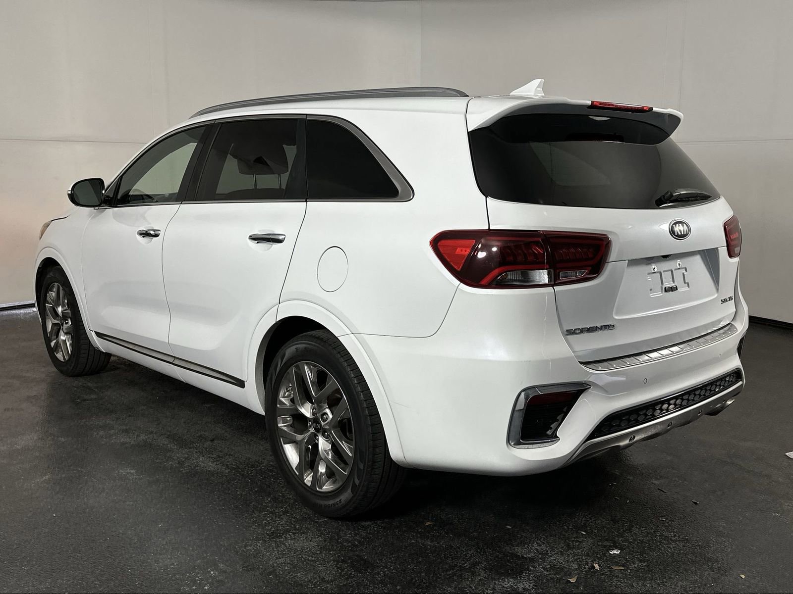 Used 2019 Kia Sorento SX FWD image 6