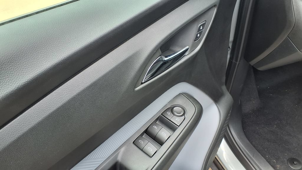 New 2027 Chevrolet Bolt RS w/ Technology Package FWD image 22