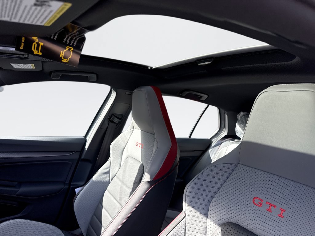 New 2026 Volkswagen GTI SE FWD image 15