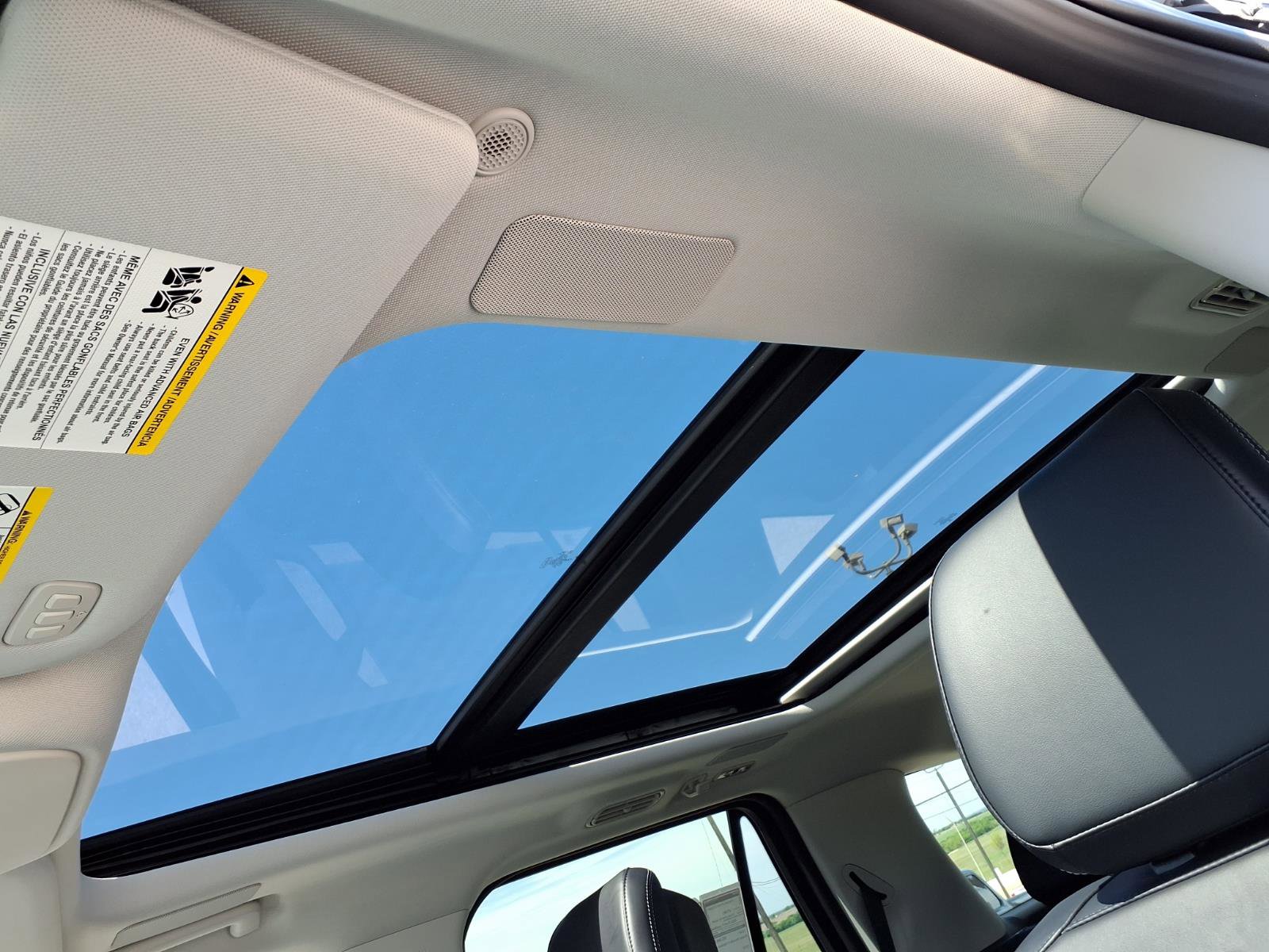 New 2026 Ford Expedition Platinum w/ Driver's Package image 7