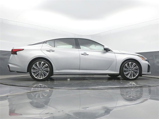 Used 2023 Nissan Altima 2.5 SL image 52