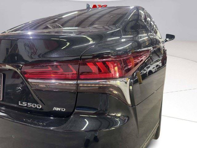 Used 2018 Lexus LS 500 F Sport w/ Accessory Package (Z1) AWD/4WD image 12