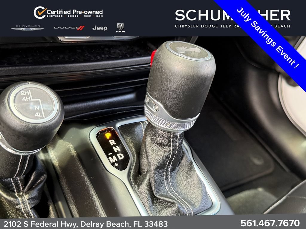Used 2022 Jeep Wrangler Unlimited Sahara w/ LED Lighting Group AWD/4WD image 21