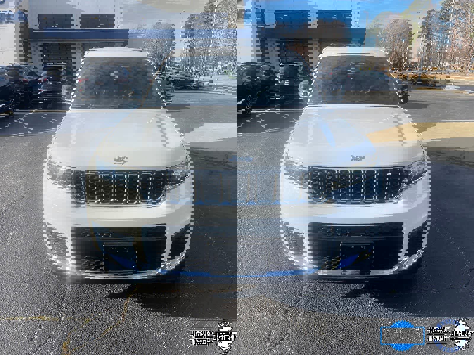 Used 2024 Jeep Grand Cherokee L Limited image 7