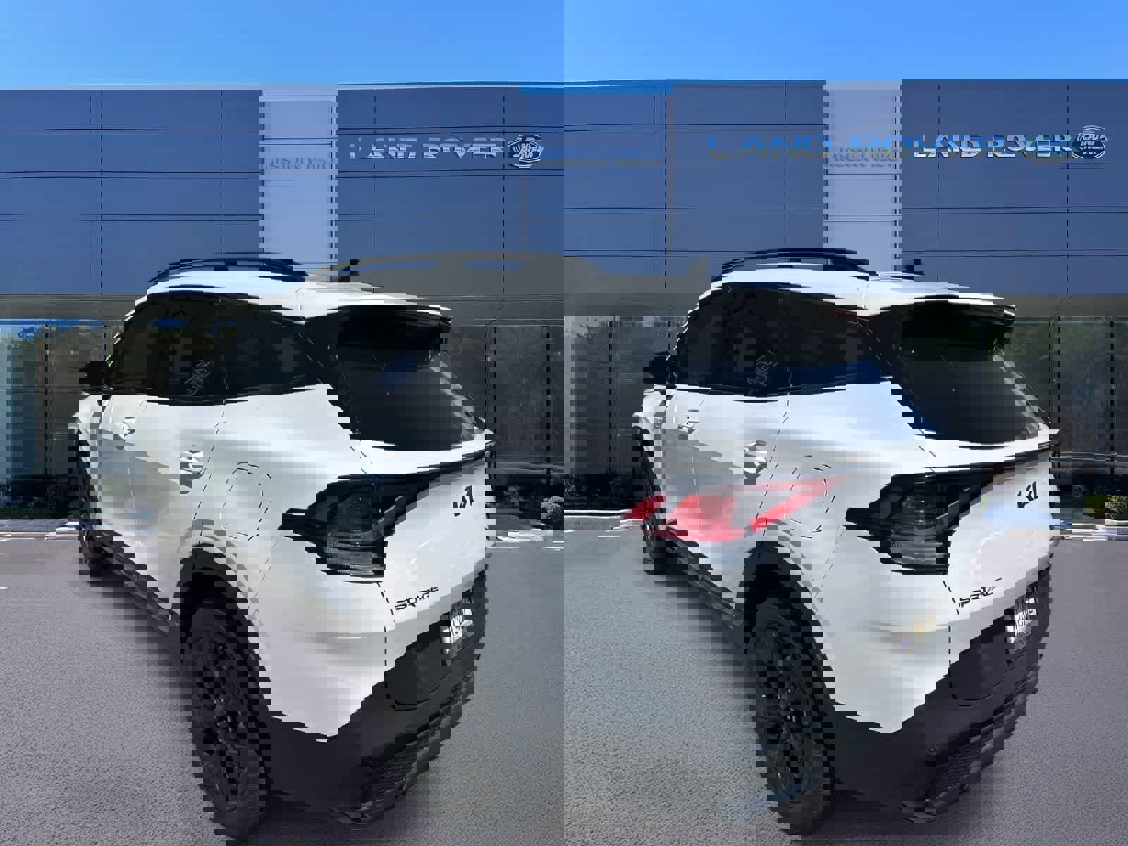 Used 2025 Kia Sportage X-Line w/ Premium Package image 5