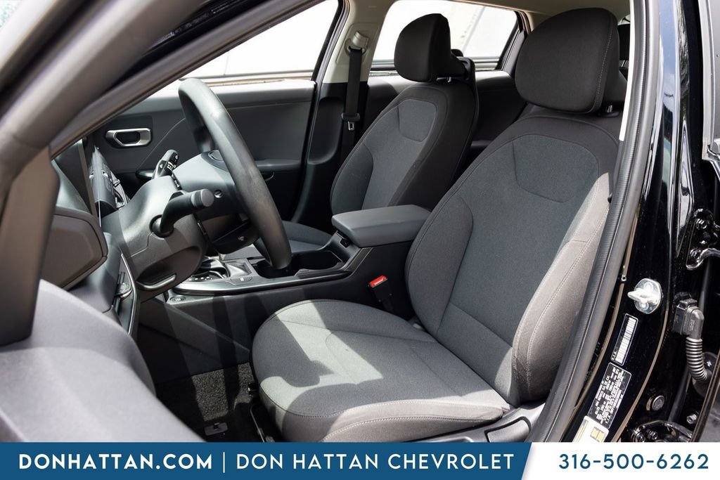 Used 2025 Kia K4 FWD image 15