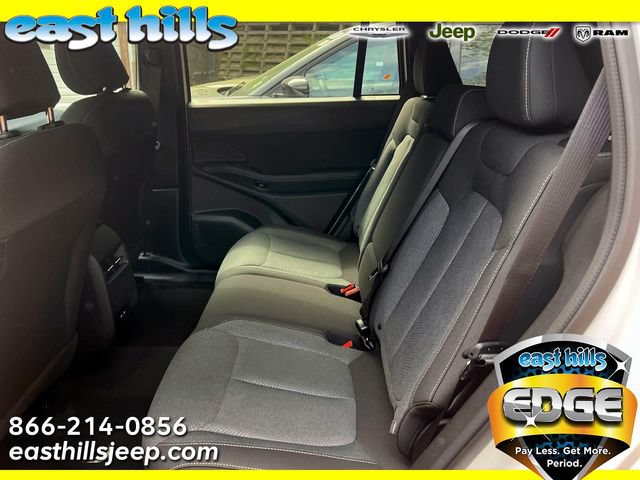 New 2026 Jeep Cherokee Laredo AWD/4WD image 5