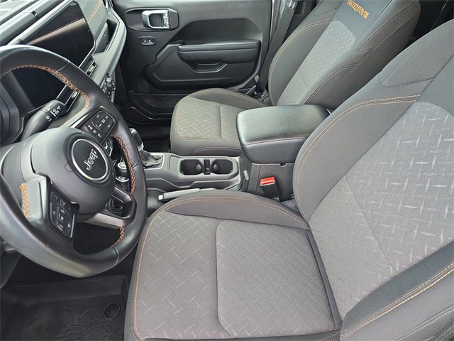 Used 2024 Jeep Gladiator Mojave w/ Safety Group image 19