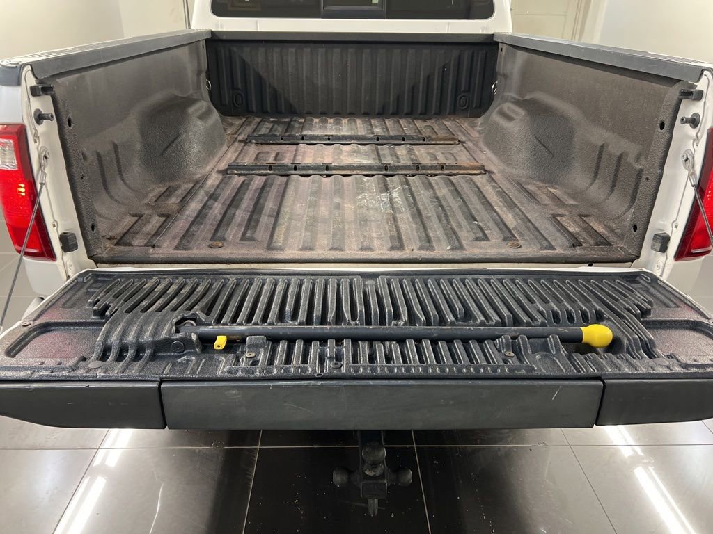 Used 2014 Ford F250 Platinum AWD/4WD image 37