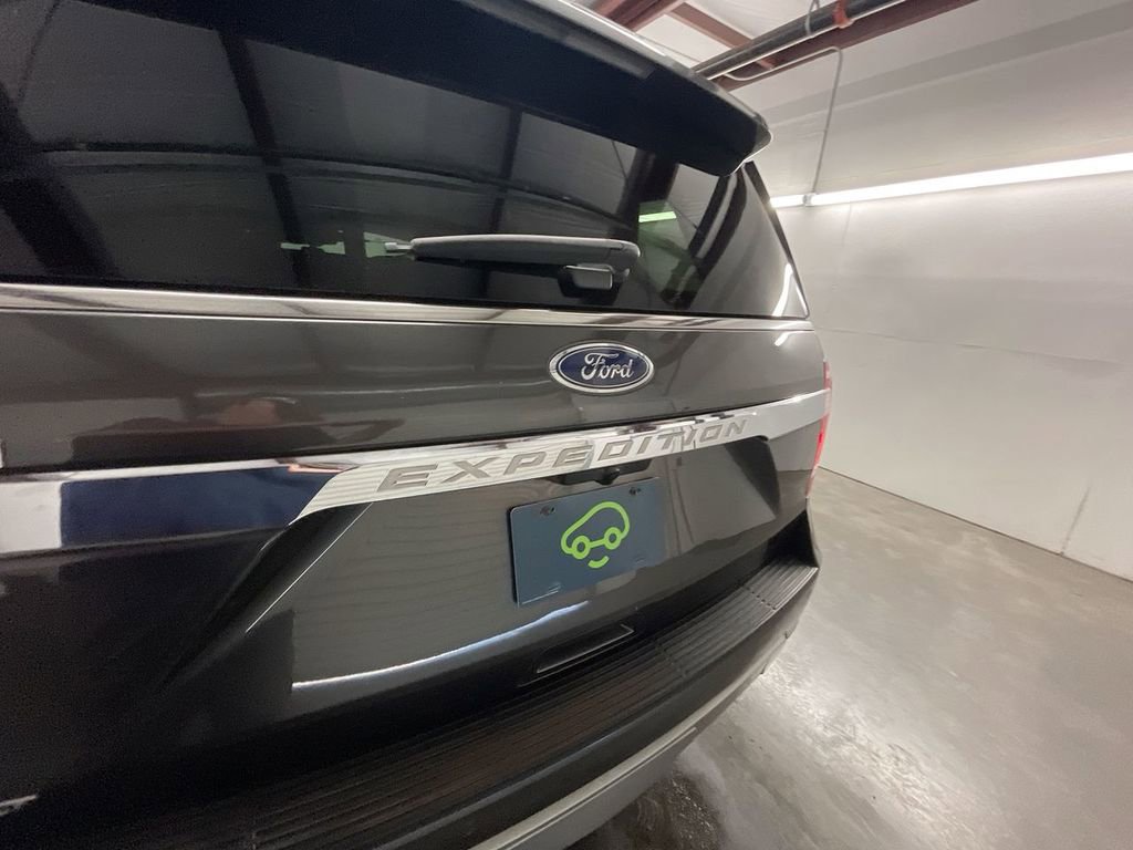 Used 2021 Ford Expedition XLT image 32