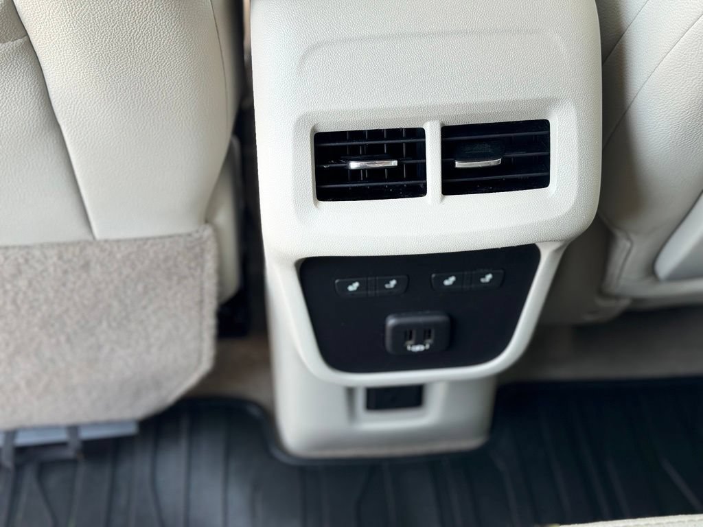 Used 2020 GMC Terrain Denali w/ Denali Premium Package AWD/4WD image 25