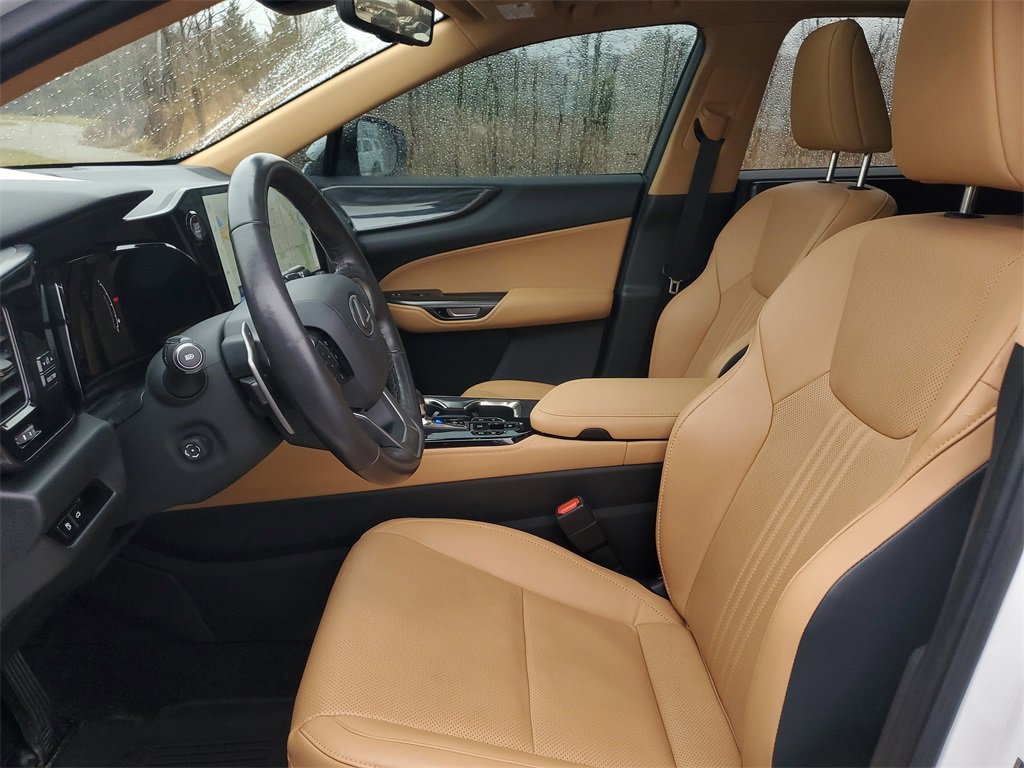 Used 2024 Lexus NX 350 AWD w/ Premium Package image 7