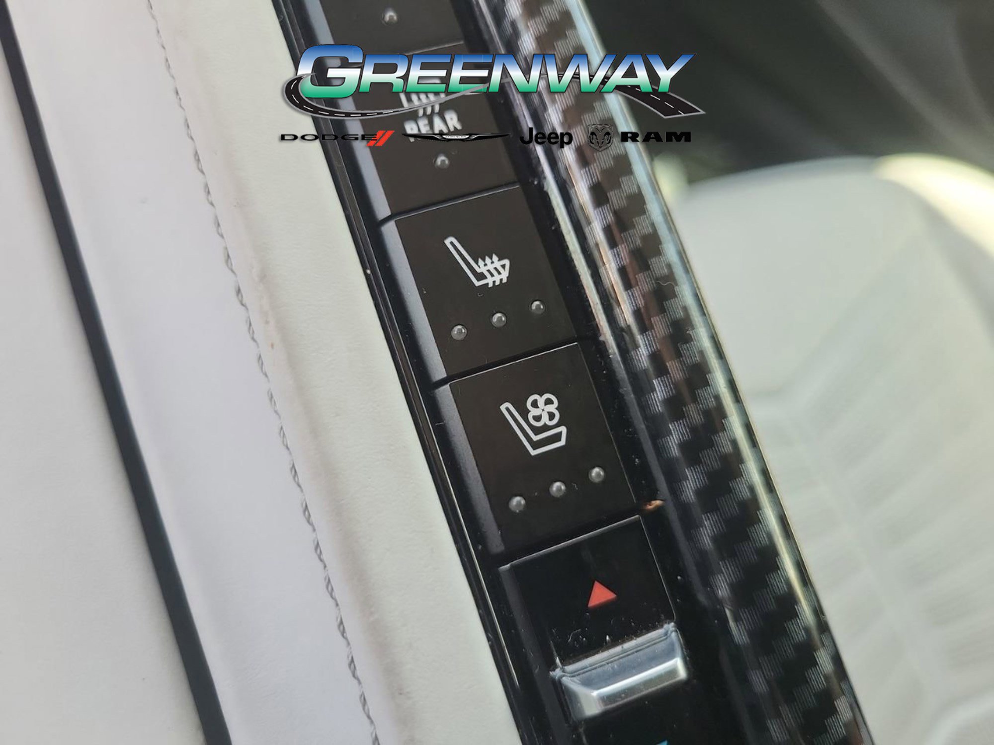 Used 2023 Chevrolet Corvette Stingray Premium Conv w/ Z51 Performance Package RWD image 18