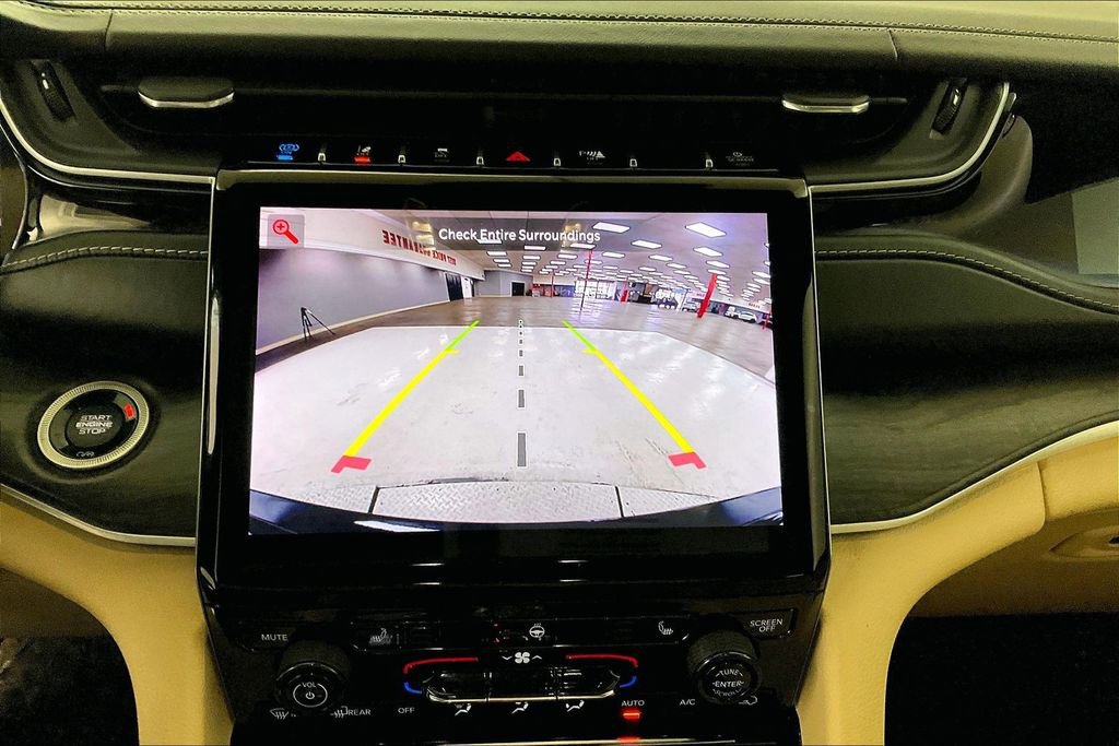 Used 2022 Jeep Grand Cherokee Limited 4xe image 14