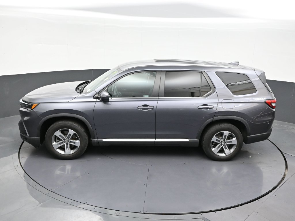 Used 2023 Honda Pilot EX-L image 16