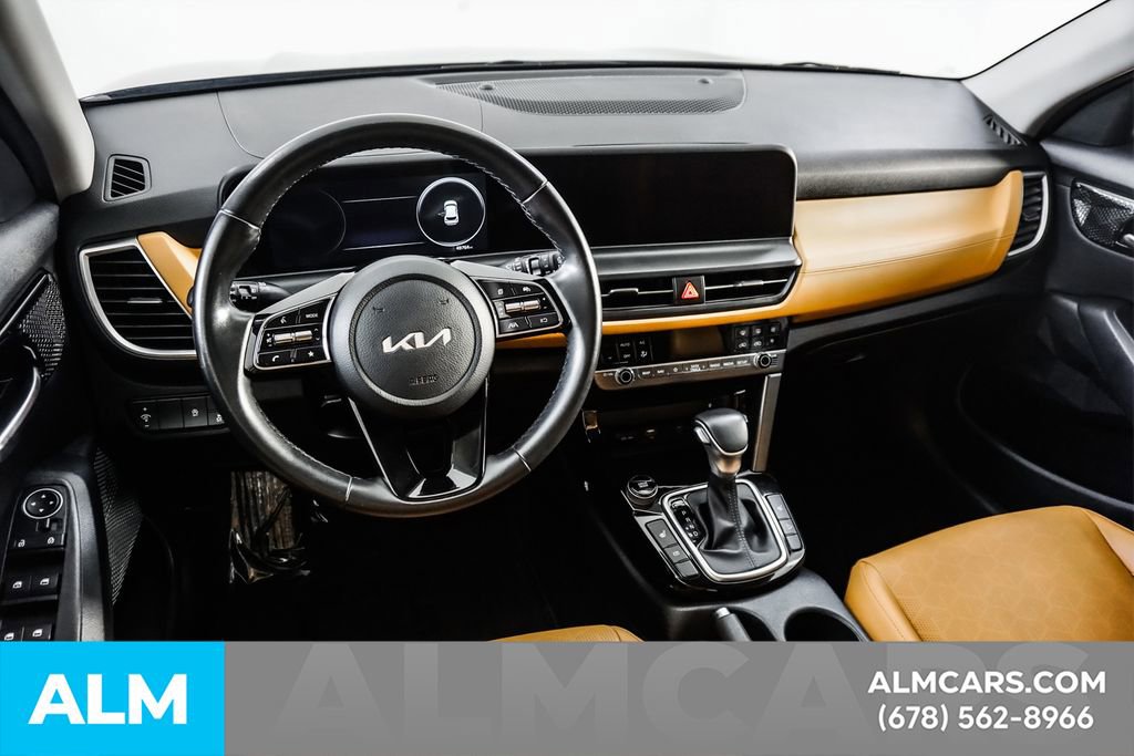 Used 2024 Kia Seltos EX FWD image 22