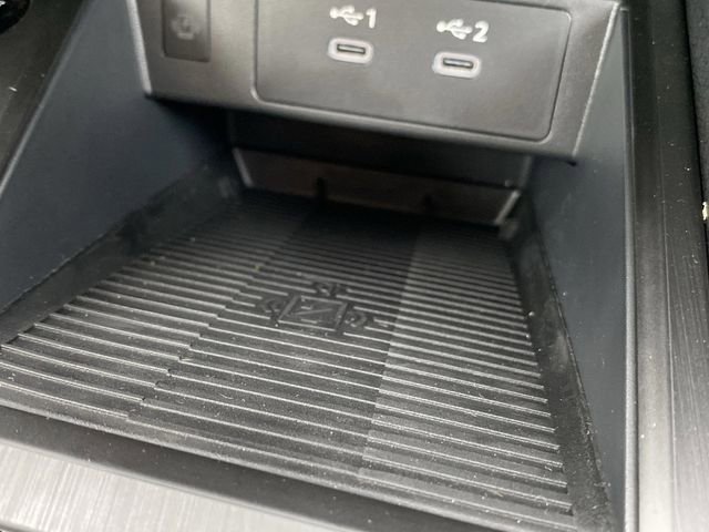 Used 2025 Nissan Kicks SV w/ SV Premium Package image 23