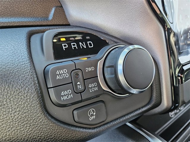 New 2026 RAM 1500 4x4 Crew Cab image 11