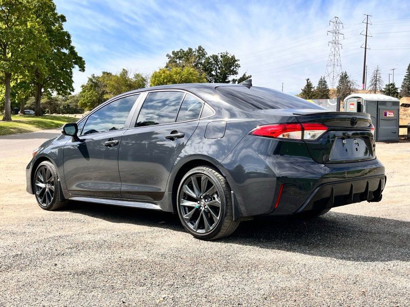 Used 2025 Toyota Corolla SE image 5