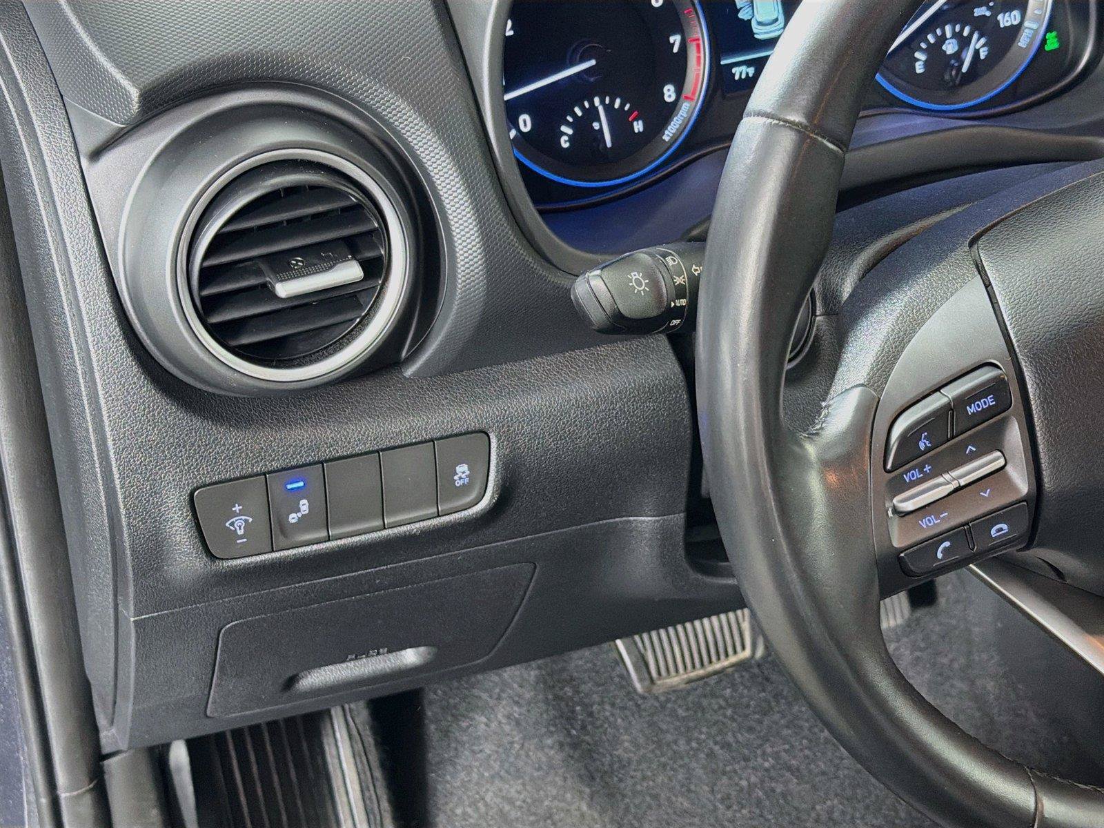 Used 2018 Hyundai Kona SEL AWD/4WD image 17