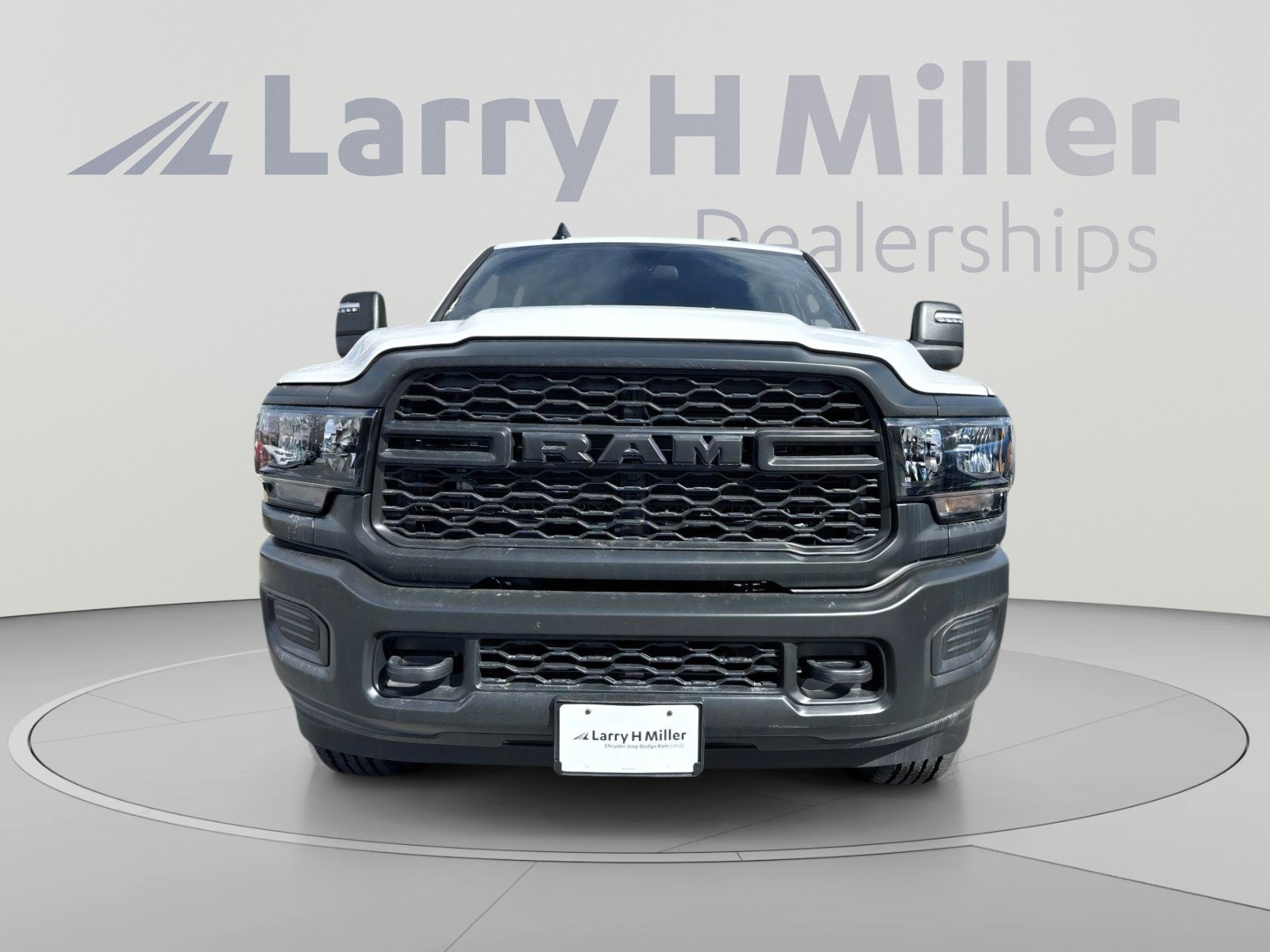 New 2023 RAM 3500 Tradesman AWD/4WD image 3
