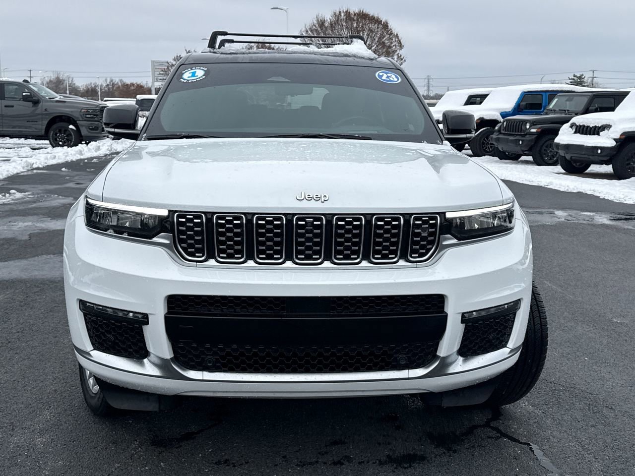 Used 2023 Jeep Grand Cherokee L Summit w/ Advanced Protech Group IV image 8