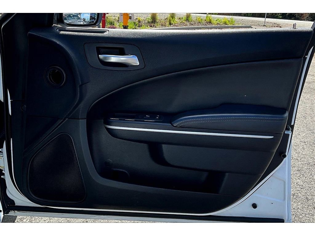 Used 2020 Dodge Charger SXT w/ Leather Interior Group RWD image 24