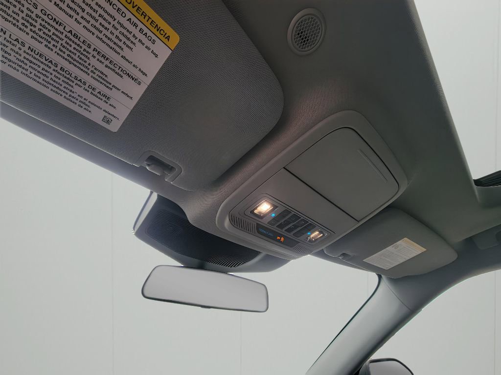 Used 2023 Ford Explorer XLT w/ Equipment Group 202A AWD/4WD image 22