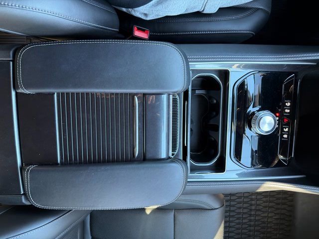 New 2024 Jeep Wagoneer 2WD w/ Premium Group I image 33